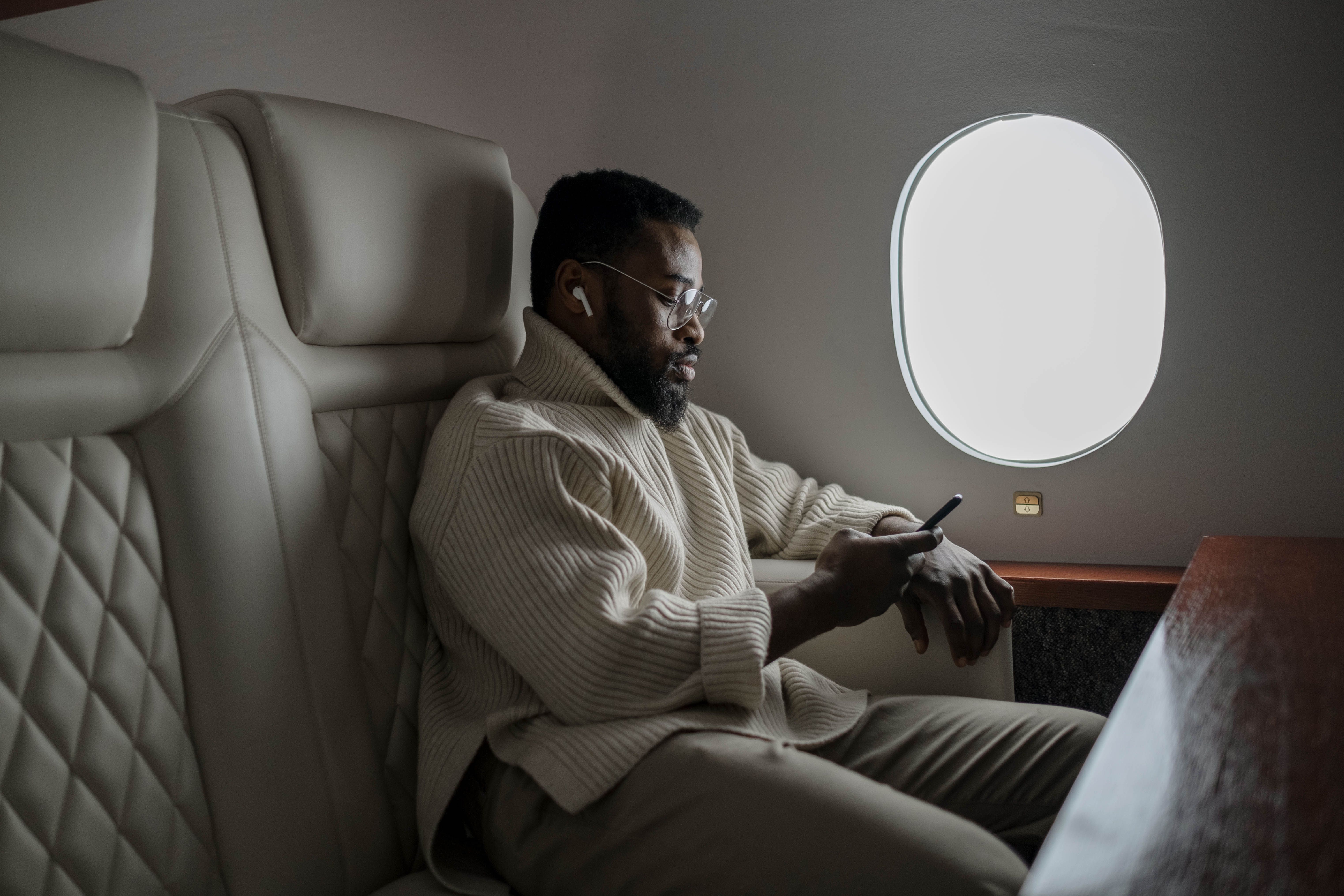 luxury jet charter what's included